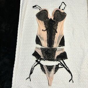 Victoria’s Secret Corset, Garter Belt, & Thong Set.  Size 34D